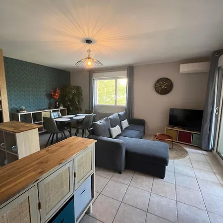 Apartment Appt - Loggia - Clim - Parking *