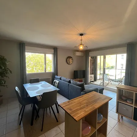 Apartment Appt - Loggia - Clim - Parking